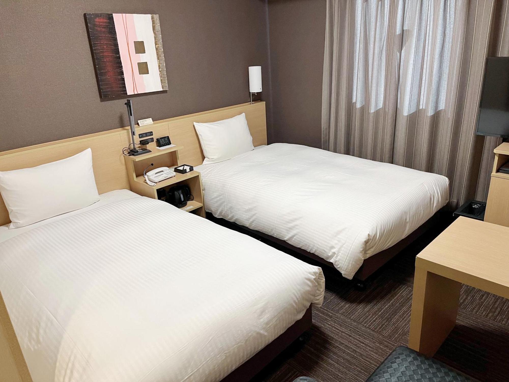 Hotel Route-Inn Toyohashi Ekimae מראה חיצוני תמונה